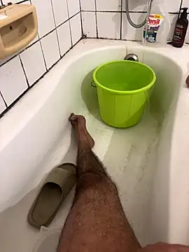 Snapshot of alwynu chatting on November 2025 04:54:01 PM alwynu online show from November 2025 04:54:01 PM