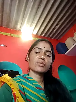 Snapshot of Maya_Rajput5 chatting on November 2025 04:04:01 AM Maya Rajput5 online show from November 2025 04:04:01 AM