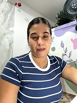 violeticafox online show from December 2025 02:17:01 AM