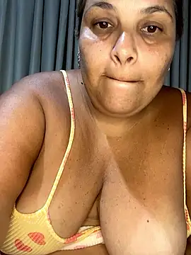 Livpoppe online show from January 2026 03:12:02 AM