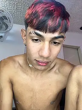 Snapshot of cherub_ chatting on January 2026 08:43:02 PM cherub online show from January 2026 08:43:02 PM