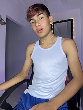 Snapshot of cherub_ chatting on April 2026 09:48:01 PM cherub online show from April 2026 09:48:01 PM