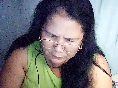 Snapshot of milagrose_rose chatting on June 2026 10:42:01 PM milagrose rose online show from June 2026 10:42:01 PM