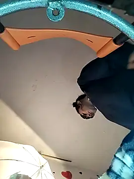 Valentina Squirt- online show from December 2025 09:47:02 AM