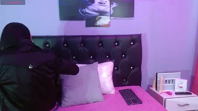 Jazmin ny online show from October 2025 02:10:01 PM