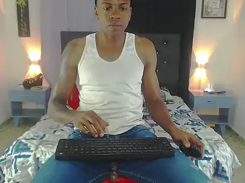 Snapshot of Stanley_Black chatting on October 2025 03:02:02 PM Stanley Black online show from October 2025 03:02:02 PM
