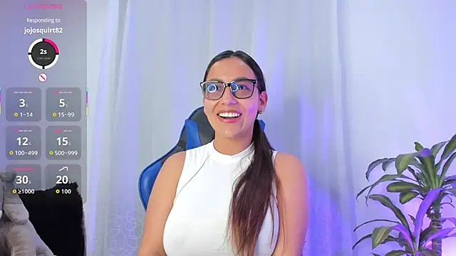 aleaa x online show from October 2025 12:10:01 AM