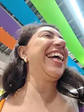Snapshot of julietta_maxi chatting on September 2025 08:35:01 PM julietta maxi online show from September 2025 08:35:01 PM