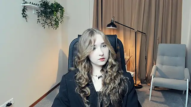 EasterMurry online show from October 2025 09:50:02 AM