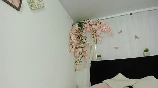 Iam ameber online show from October 2025 09:26:02 PM
