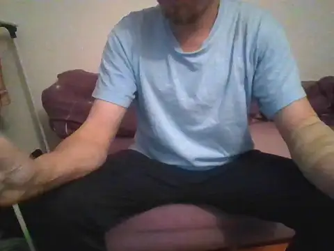 honzinka83 online show from November 2025 04:58:02 PM