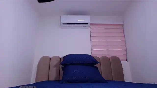 ashly mr online show from December 2025 12:21:02 PM