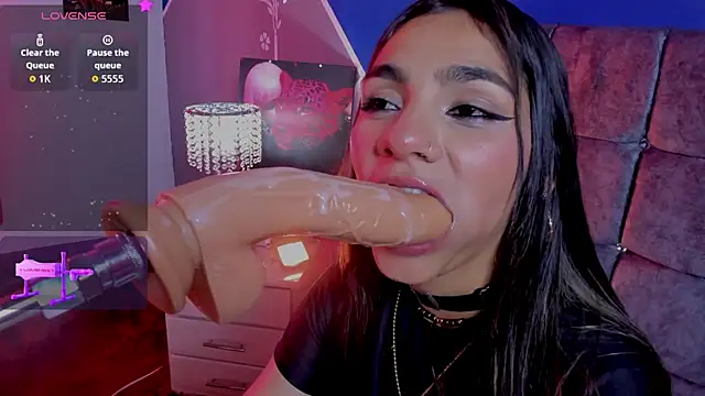 susi hot13 online show from February 2026 08:54:01 PM