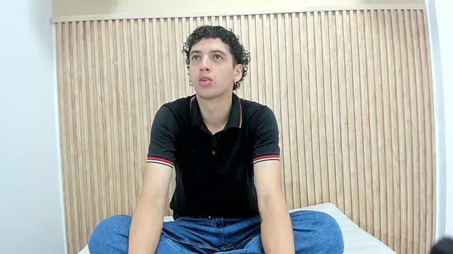 Snapshot of ISRAEL_GRAY chatting on October 2025 07:36:02 PM ISRAEL GRAY online show from October 2025 07:36:02 PM