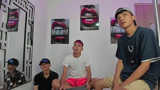 VERY HOT GUYS online show from December 2025 01:09:02 PM