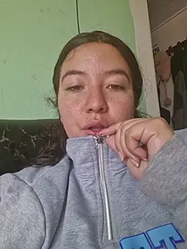 annyaparis online show from October 2025 04:18:01 PM