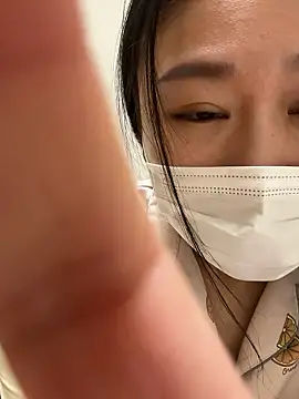 mia2 jp online show from December 2025 04:44:02 AM