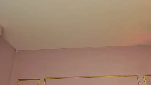 KirraWhite online show from February 2026 08:57:02 AM