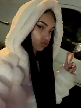 ilariea girl online show from November 2025 08:20:01 PM