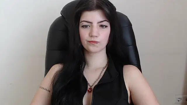 Miamoora online show from October 2025 07:38:02 AM