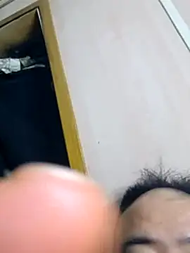 han515319 online show from April 2026 01:00:02 PM