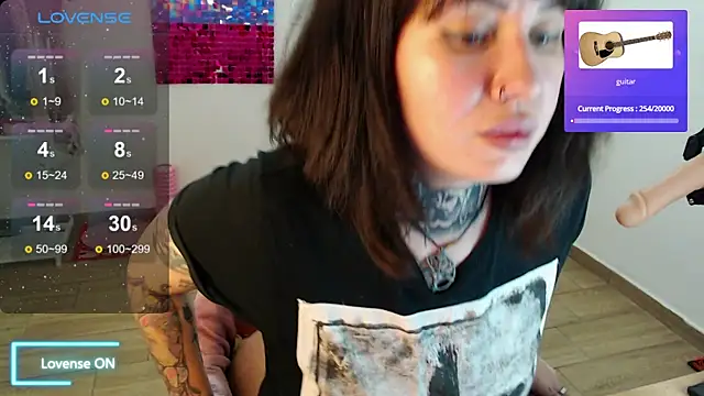 Senorita  Dakota online show from October 2025 09:59:01 PM