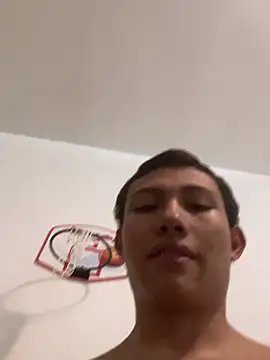 Davomg online show from November 2025 07:13:01 PM