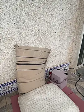 Martyca Beee online show from April 2026 02:33:02 PM