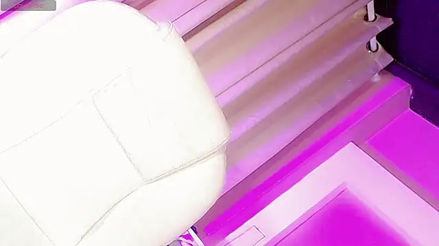 Daphnne XXX online show from October 2025 03:34:02 AM