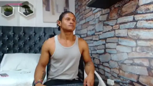 casike1 online show from November 2025 12:43:01 AM