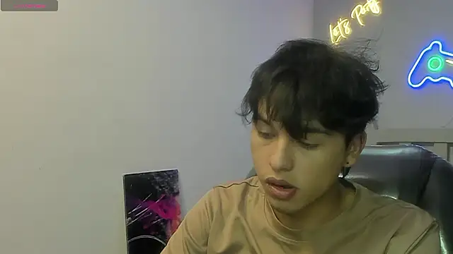 Snapshot of StiwenTwink chatting on January 2026 02:10:01 PM StiwenTwink online show from January 2026 02:10:01 PM