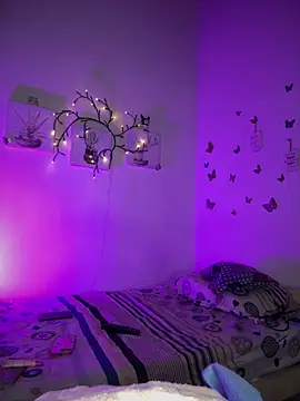 Solaangel  online show from February 2026 11:28:02 PM