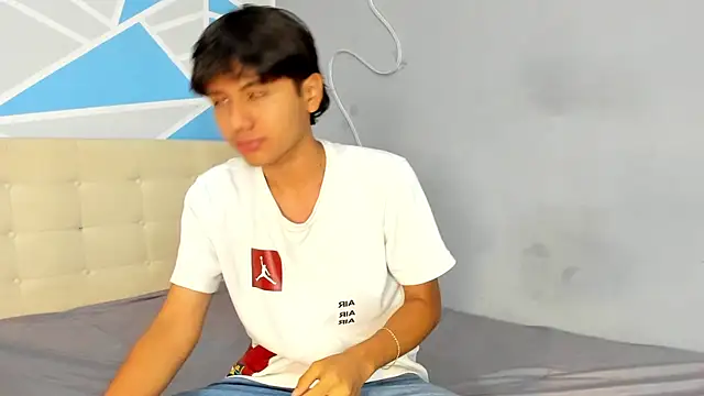 ELCHINO 69 online show from October 2025 05:21:02 PM