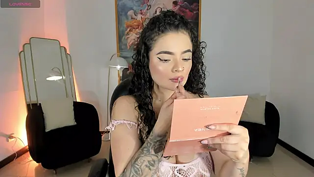 Snapshot of KylieJenkins chatting on May 2026 11:05:02 AM KylieJenkins online show from May 2026 11:05:02 AM