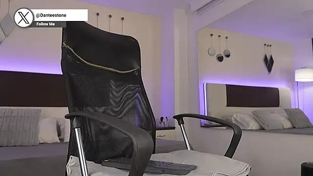 DanteeStone online show from January 2026 04:54:02 PM