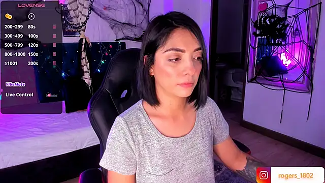 Snapshot of isaa_dl chatting on October 2025 06:19:02 PM isaa dl online show from October 2025 06:19:02 PM