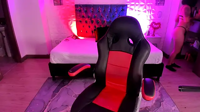 Snapshot of isaa_dl chatting on November 2025 09:57:02 PM isaa dl online show from November 2025 09:57:02 PM