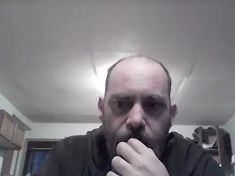 crazyheratic8 online show from January 2026 11:47:02 PM