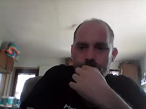 crazyheratic8 online show from April 2026 03:56:01 PM