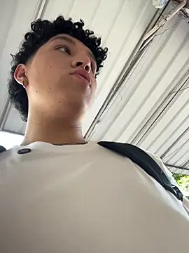 kai zareck online show from March 2026 10:02:01 PM