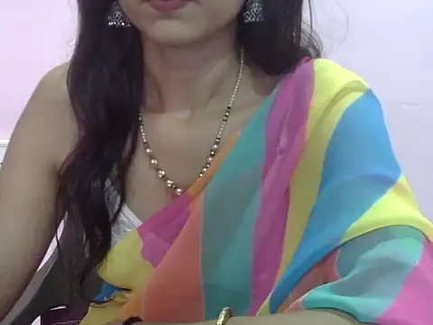 Snapshot of Laila_Cute chatting on April 2026 05:30:01 AM Laila Cute online show from April 2026 05:30:01 AM
