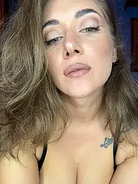 Malasantababy online show from October 2025 10:09:01 PM