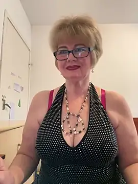 BoloshkaBlonda online show from February 2026 08:22:01 AM