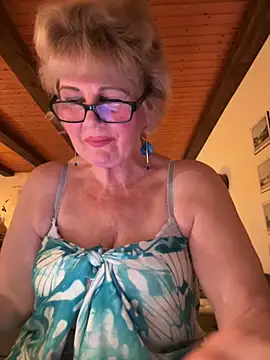 BoloshkaBlonda online show from February 2026 07:21:02 PM