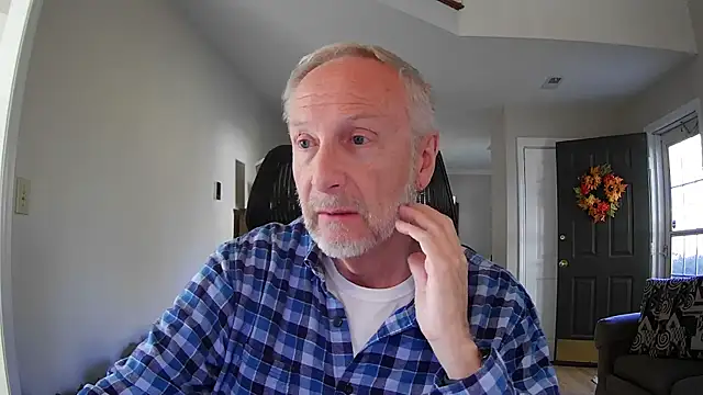 ApolloThrust online show from October 2025 09:22:01 PM