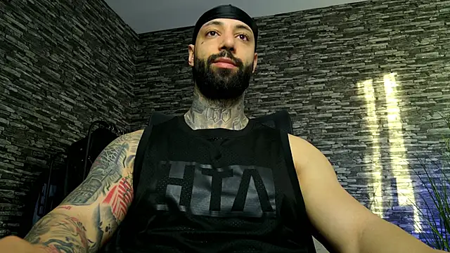 MasculineGuy99 online show from April 2026 04:46:01 AM