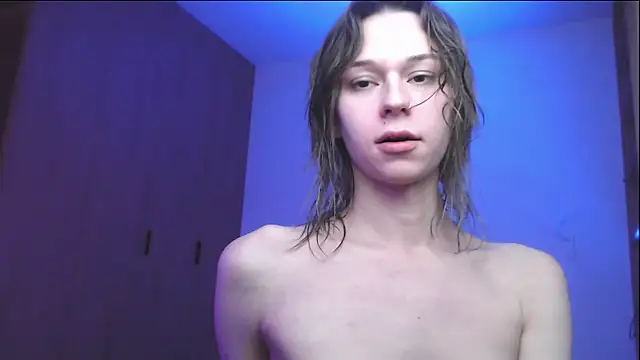 Snapshot of SophieDiamond_Xx chatting on December 2025 09:16:01 AM SophieDiamond Xx online show from December 2025 09:16:01 AM