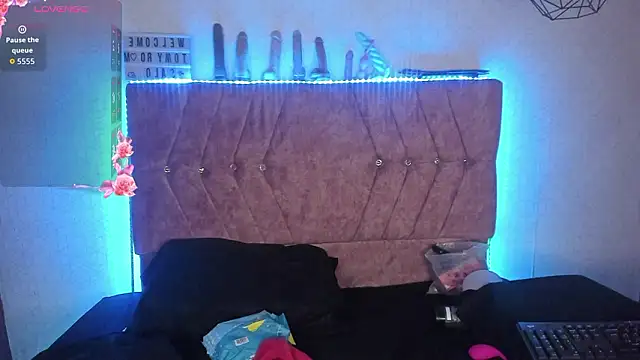 Mia lopez 1 online show from March 2026 12:30:02 AM