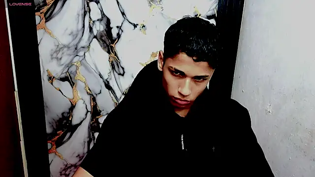 Snapshot of Im_david02 chatting on February 2026 03:51:02 AM Im david02 online show from February 2026 03:51:02 AM