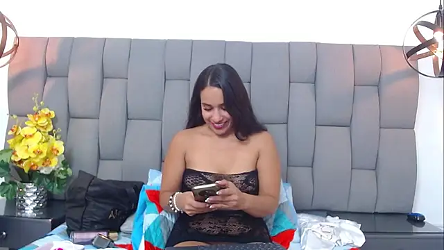 Emilysweet2 online show from January 2026 06:01:01 PM